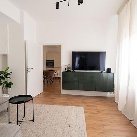 Wohnung Naehe Stadtzentrum Mit Wohnzimmer Und Kueche Κόμπλεντς Εξωτερικό φωτογραφία