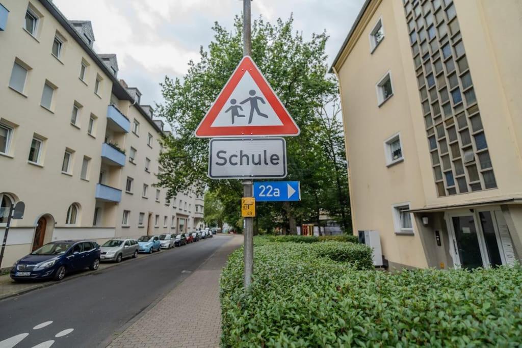Wohnung Naehe Stadtzentrum Mit Wohnzimmer Und Kueche Κόμπλεντς Εξωτερικό φωτογραφία